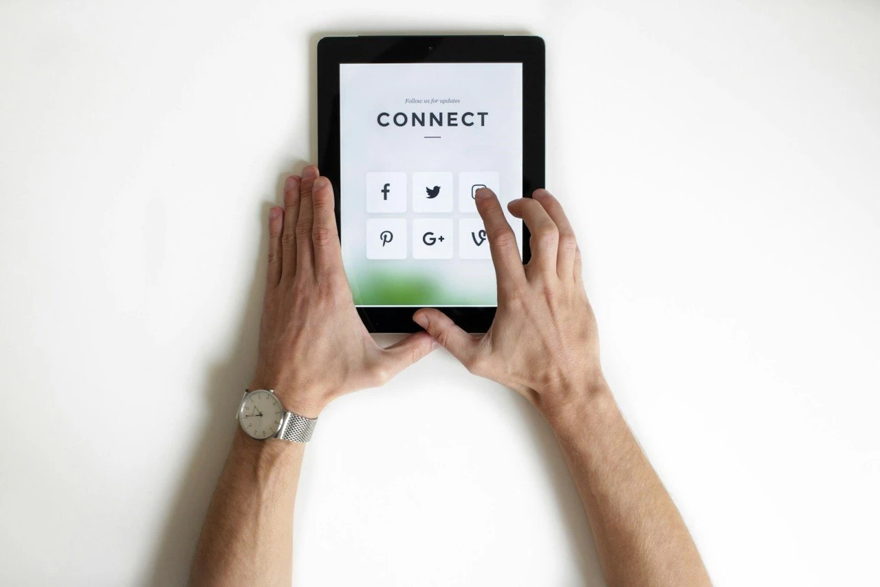 How to Use Local Business Directories to Find Leads